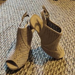 NWOT Madden Girl Heels